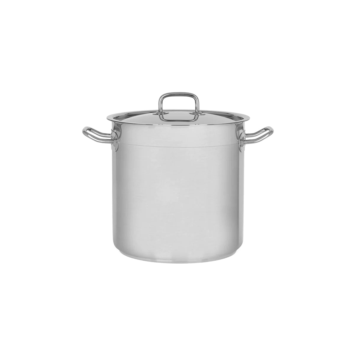 Stainless steel saucepan alongside an aluminium pan showing differences in construction