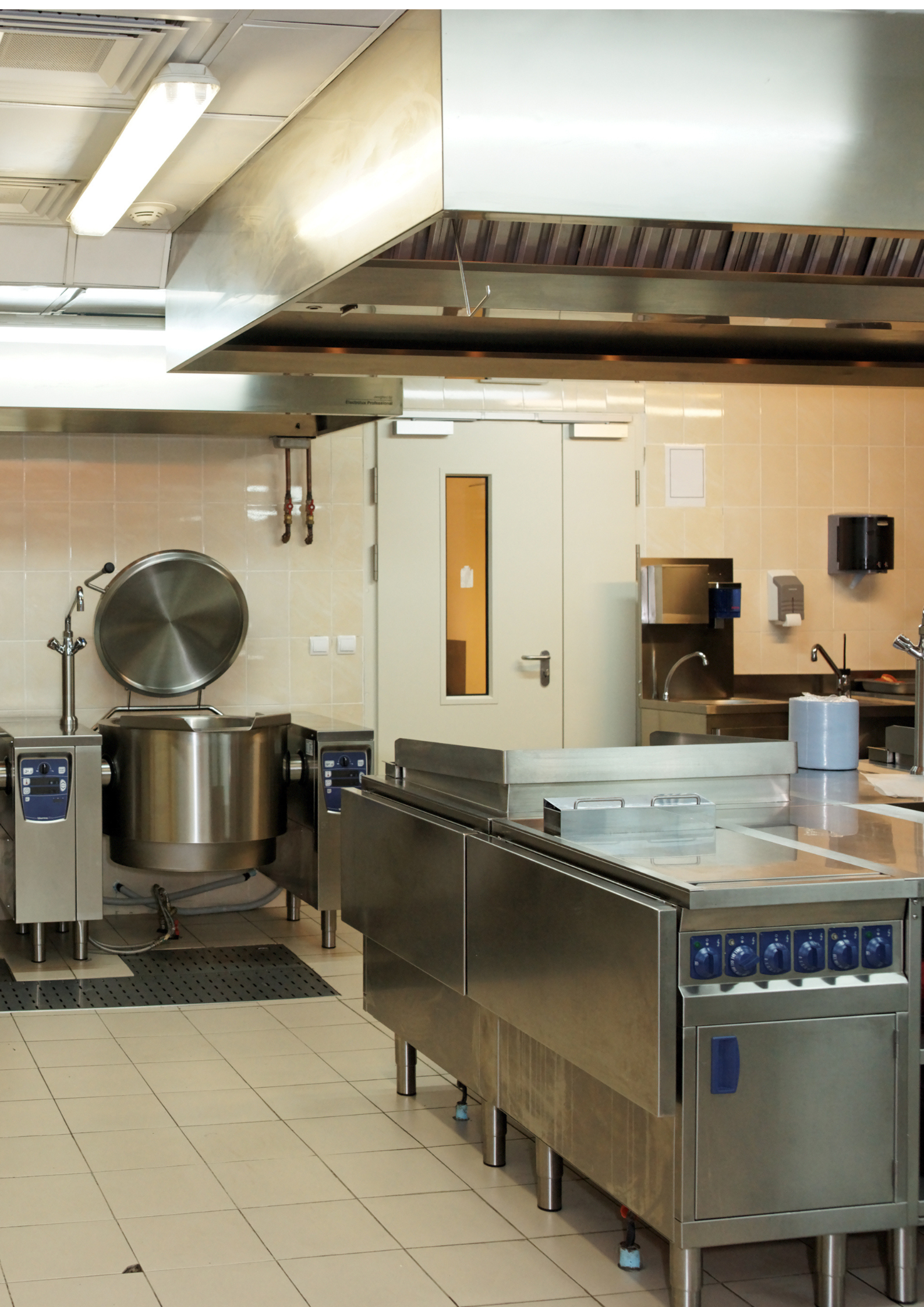 How to Clean a Kitchen Canopy (and When to Upgrade Your Filters)