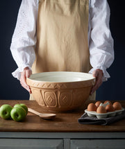 MASON CASH Cane Mixing Bowl, 33cm/6 Litre - Earthenware - Hospitality Connect