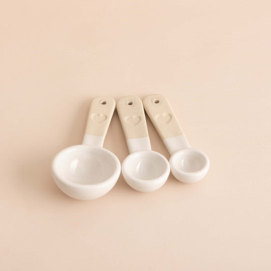 MASON CASH Rustic Charm Set of 3 Measuring Spoons, 1 tablespoon, 1 teaspoon, ½ teaspoon - Stoneware - Hospitality Connect