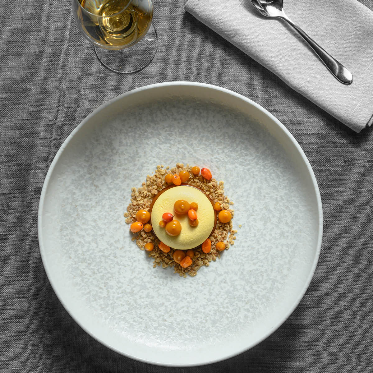 BONNA LUNAR WHITE HYGGE ROUND PLATE 160x17mm (LUNHYG16DZ) Box of 6 - Hospitality Connect