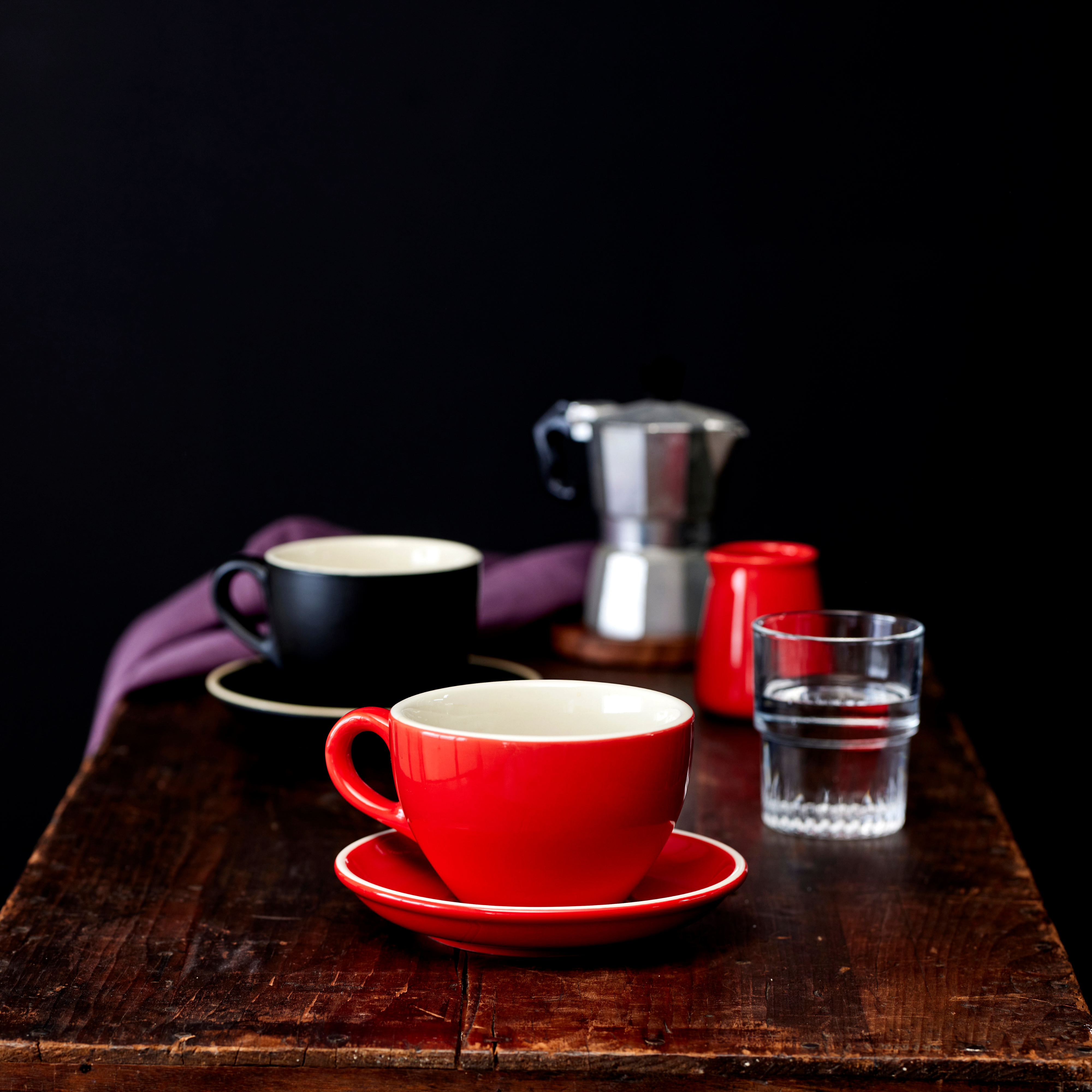 BREW -CHILLI/WHITE LARGE FLAT WHITE CUP 220ml Box of 6 - Hospitality Connect
