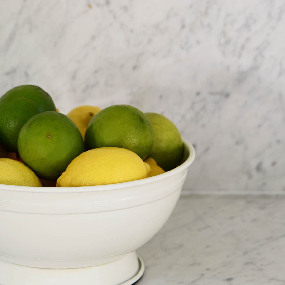 CONEY ISL-GALVANISED CREME P/C FOOTED SERVING BOWL 250x120mm Box of 4 - Hospitality Connect
