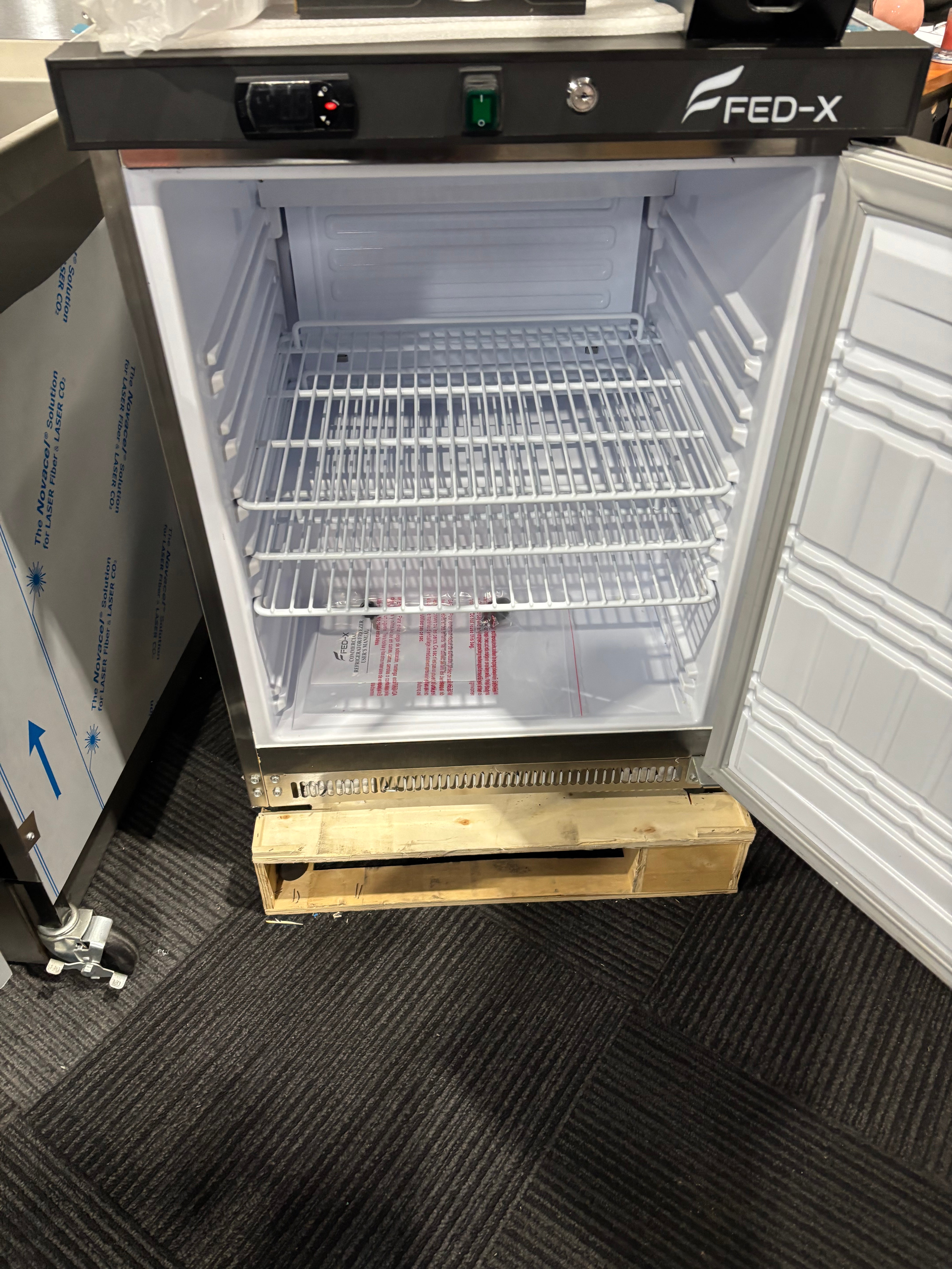 FED-X Bar Fridge XR200SS. Showroom stock clearance