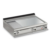 Baron Q90FTT/G1225
Three burner, bench model gas fry top with 2/3 smooth and 1/3 ribbed chrome plate - Hospitality Connect