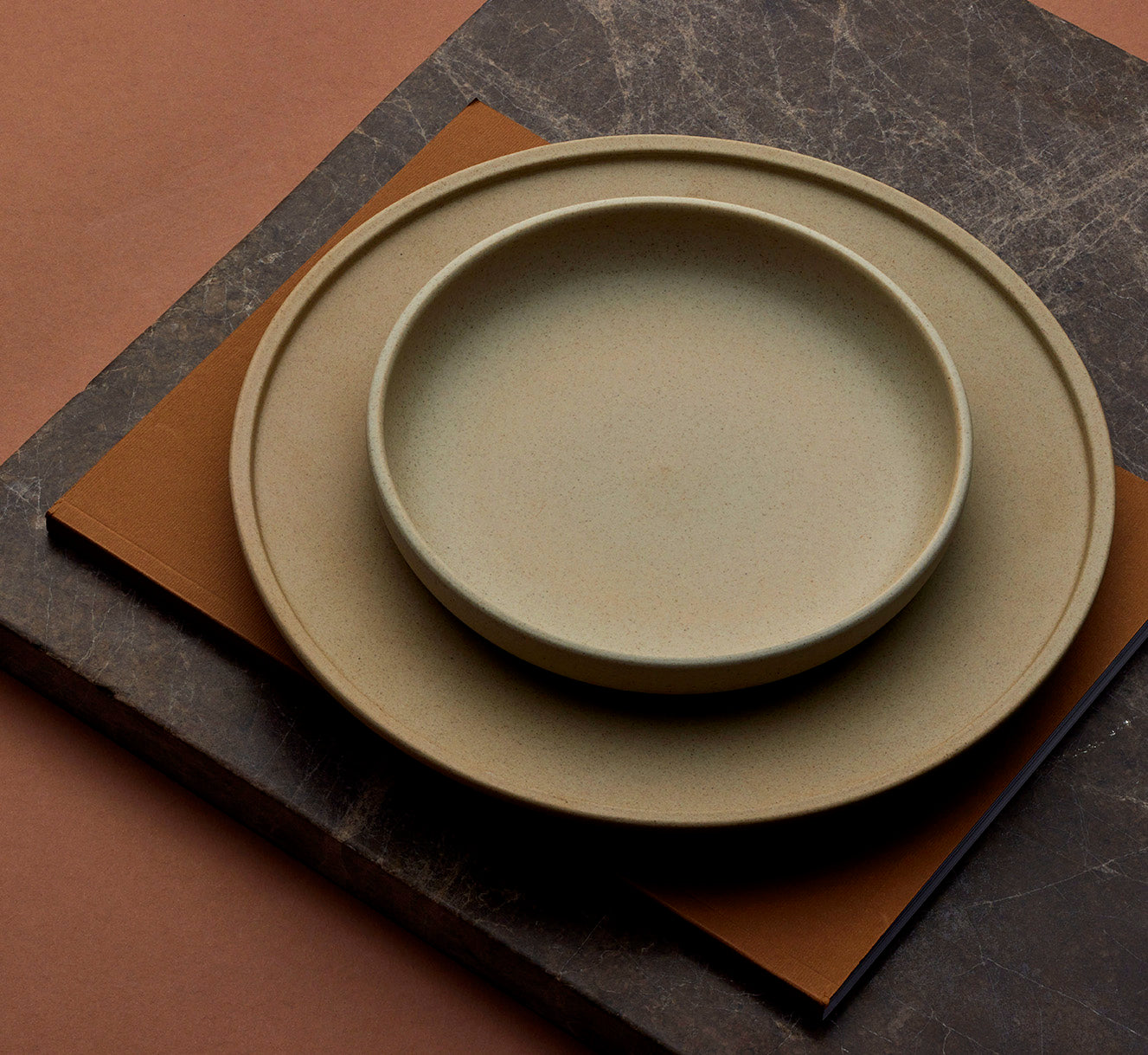 TABLEKRAFT SOHO ROUND PLATE 285x10mm STONE Box of 4 - Hospitality Connect