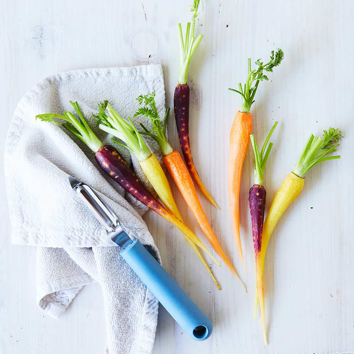 WILTSHIRE ECO FRIENDLY SWIVEL PEELER - Hospitality Connect