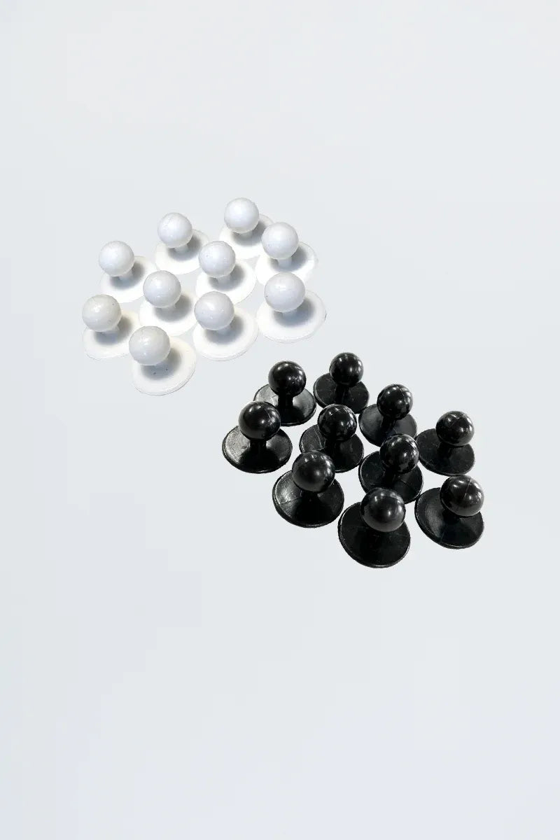 Aussie Chef Stud Buttons Black/White