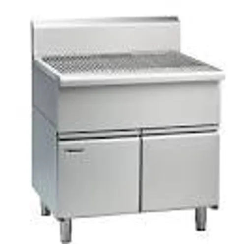 Waldorf 800 Series SF8900-CD - 900mm Solid Fuel Grill - 215mm Splashback Version - Cabinet Base with Doors - Hospitality Connect