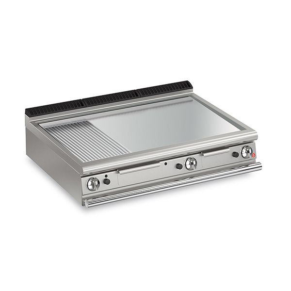 Baron Q70FTT/G1225 3 Burner Gas Fry Top With Smooth and Ribbed Chrome Plate and Thermostat Contro - Hospitality Connect